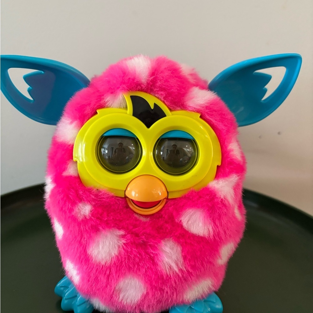 Furby Boom Pink Polka Dots (2012)​